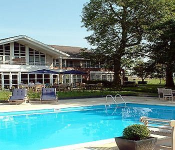 Landhotel De Ijsvogel Sint Nicolaasga Extérieur photo