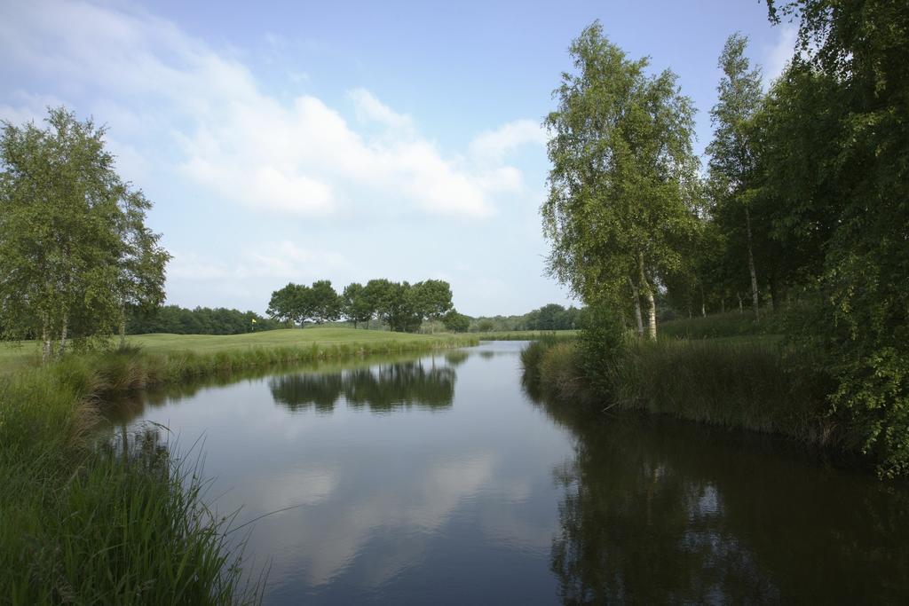 Landhotel De Ijsvogel Sint Nicolaasga Extérieur photo